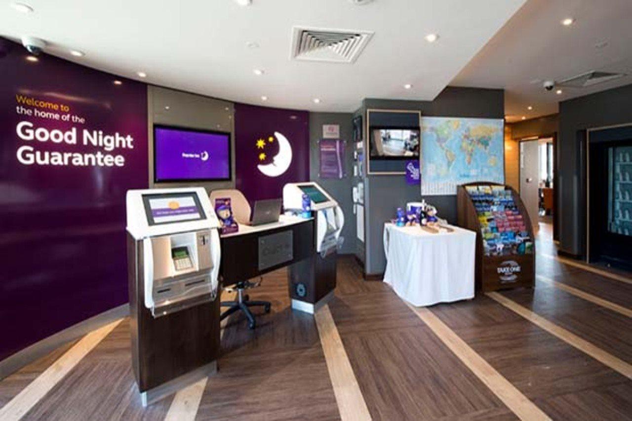 Premier Woolwich Hotel Londra